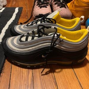 Air max 97size 8